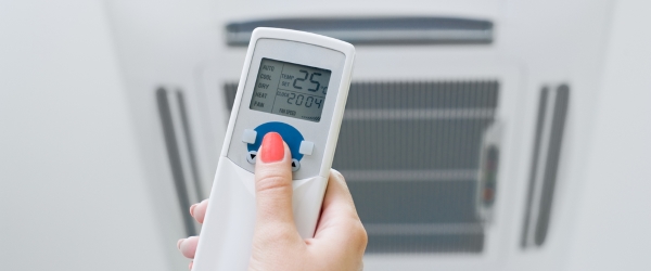 Remote control and air conditioning