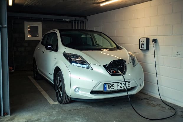 installation borne electrique garage