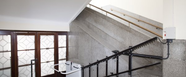 monte escalier prix marques