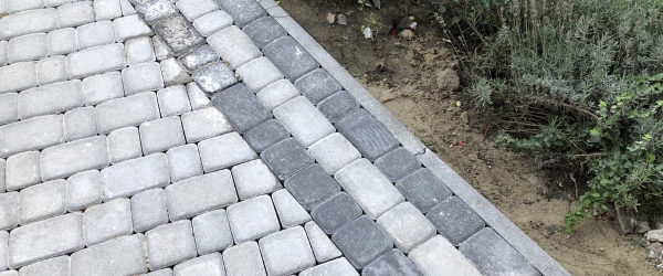 pave pierre reconstituee