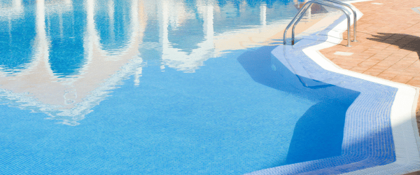 plage piscine beton drainant